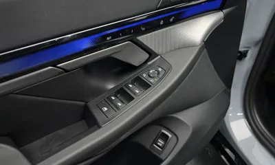 BMW 5-Series 2025, 10370 км, за 66800000 KRW - фото 31