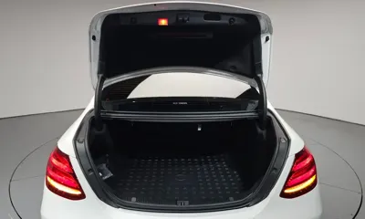 Mercedes-Benz E-Class 2019, 52341 км, за 27500000 KRW - фото 31