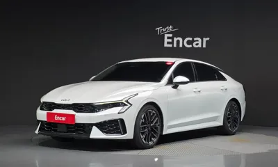 Kia K5 · 2025 год