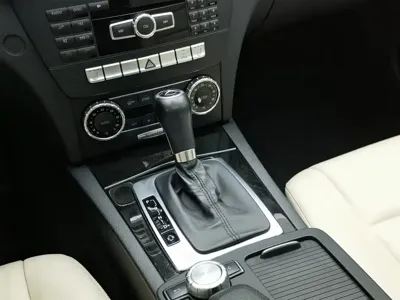 Mercedes-Benz C-Class 2012, 97400 км, за 22799 CNY - фото 13