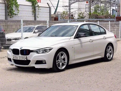 BMW 3-Series · 2016 год