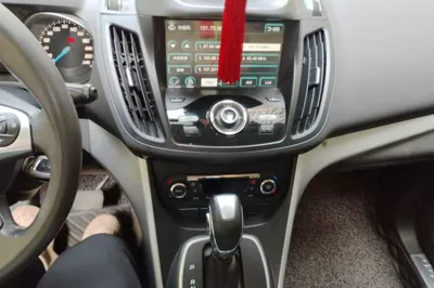 Ford Kuga 2013, 137400 км, за 24877.22 CNY - фото 14