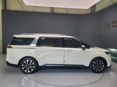 Kia Canival 2021, 108000 км, за 24500000 KRW