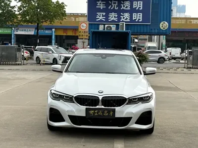 BMW 3 Series 2021, 60000 км, за 138800 CNY