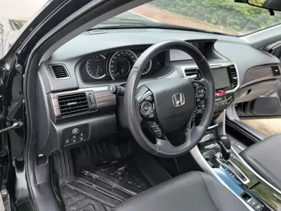 Honda Accord 2016, 120000 км, за 71800 CNY - фото 14