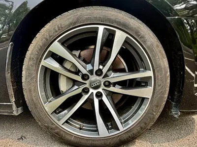 Audi A6L 2021, 85000 км, за 185799 CNY - фото 6