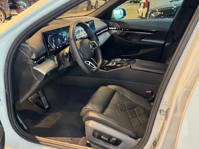 BMW 5-Series 2024, 12390 км, за 65500000 KRW - фото 8
