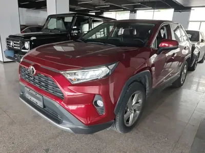Toyota RAV4 · 2019 год