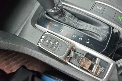 Honda Civic 2019, 80200 км, за 74295.01 CNY - фото 23