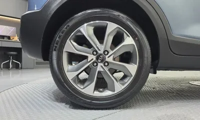 Kia Stonic 2018, 138643 км, за 7500000 KRW - фото 5