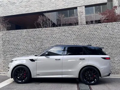 Land Rover Range Rover Sport 2023, 26000 км, за 135900000 KRW