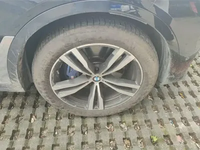 BMW X7 2022, 77500 км, за 476800 CNY - фото 6