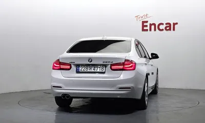 BMW 3-Series 2017, 129123 км, за 11990000 KRW