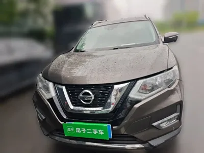 Nissan X-Trail 2019, 160000 км, за 58200 CNY