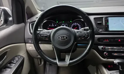 Kia Canival 2017, 96959 км, за 8500000 KRW - фото 13