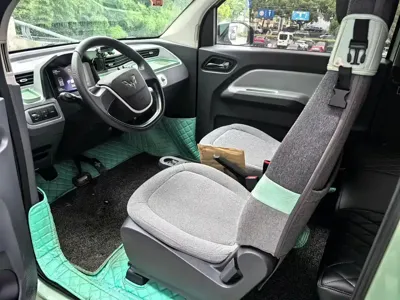 Wuling MINIEV 2021, 43000 км, за 16600 CNY