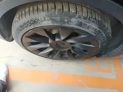 Tesla Model Y 2021, 79200 км, за 137700 CNY - фото 23