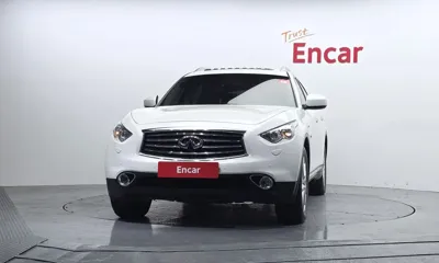 Infiniti QX70 2014, 106139 км, за 17000000 KRW