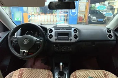 Volkswagen Tiguan 2017, 41000 км, за 53839.75 CNY - фото 9
