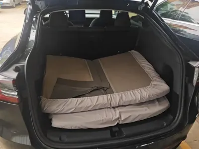 Tesla Model Y 2024, 25700 км, за 184000 CNY