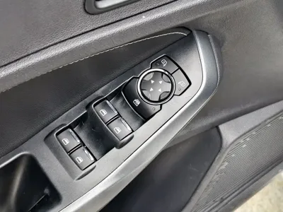 Ford Escort 2020, 60000 км, за 33800 CNY - фото 24