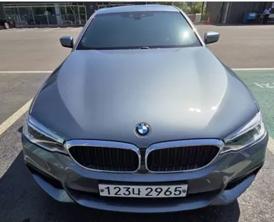 BMW 5-Series · 2018 год
