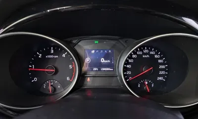Kia Canival 2015, 194680 км, за 7700000 KRW - фото 8