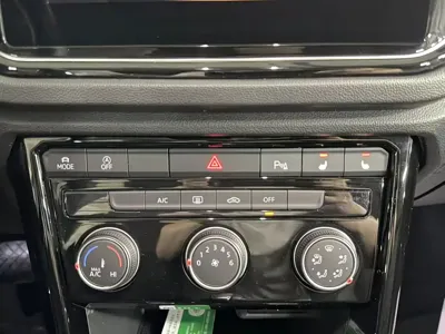 Volkswagen T-Roc 2022, 25000 км, за 119800 CNY - фото 8