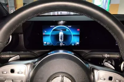 Mercedes-Benz A-Class 2019, 69200 км, за 108876.28 CNY - фото 11
