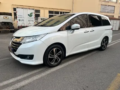 Honda Odyssey 2015, 90000 км, за 62800 CNY - фото 2