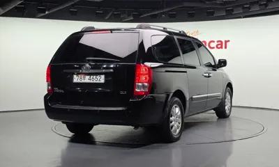 Kia Canival 2008, 268834 км, за 2390000 KRW