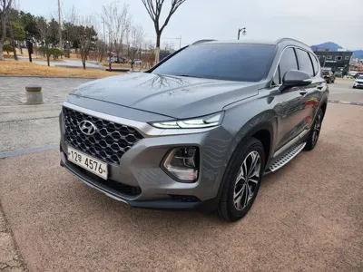 Hyundai Santafe · 2019 год