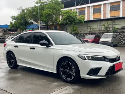 Honda Civic 2024, 32000 км, за 85800 CNY