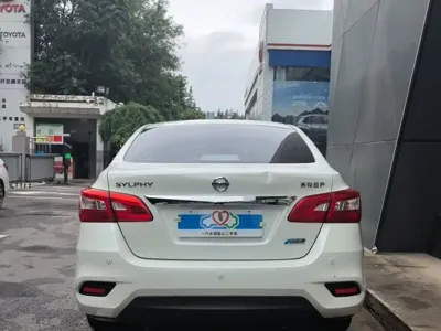 Nissan Sylphy 2016, 35700 км, за 31600 CNY