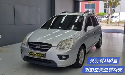 Kia Carens · 2009 год