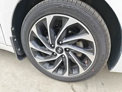 Hyundai Elantra (6th Generation 2019, 29900 км, за 56485.27 CNY - фото 8