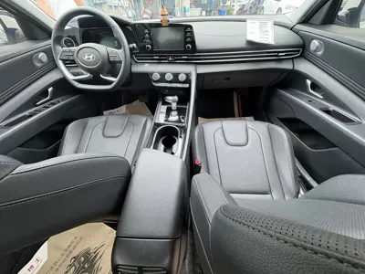 Hyundai Elantra 2024, 30000 км, за 69200 CNY - фото 9