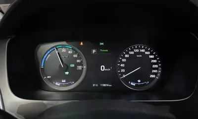 Hyundai Sonata 2016, 119974 км, за 9990000 KRW - фото 8