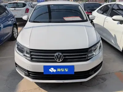 Volkswagen Santana 2022, 47800 км, за 38000 CNY