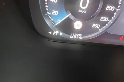 Volvo XC60 2019, 112500 км, за 97908.51 CNY - фото 12
