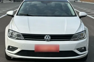 Volkswagen Lamando 2018, 109300 км, за 62174.23 CNY