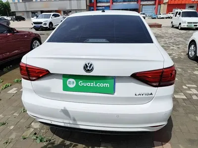 Volkswagen Lavida 2022, 53200 км, за 44800 CNY - фото 4