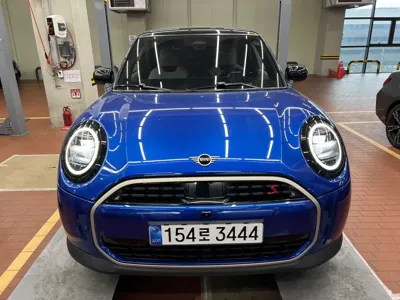 MINI Cooper · 2025 год