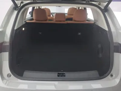 Leapmotor Leapmotor C10 2025, 11399 км, за 110900 CNY