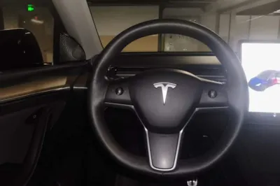 Tesla Model Y 2021, 94000 км, за 146568.65 CNY - фото 8