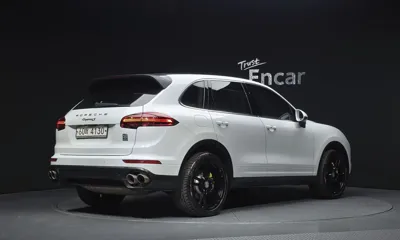 Porsche Cayenne 2015, 158917 км, за 23200000 KRW