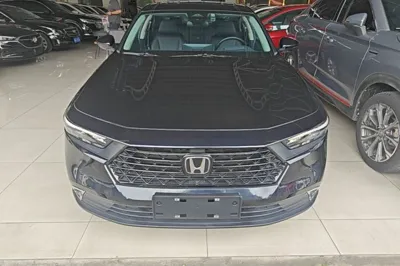 Honda Accord 2023, 23400 км, за 123861.72 CNY