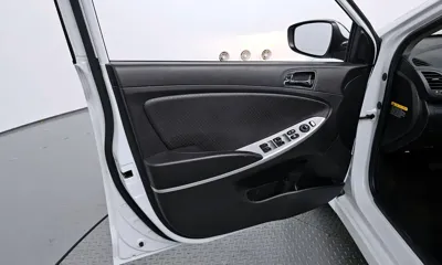 Hyundai Accent 2011, 96190 км, за 4990000 KRW - фото 23