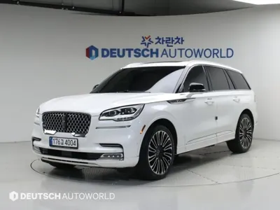 Lincoln Aviator · 2023 год