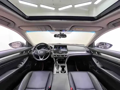 Honda Accord 2019, 80000 км, за 69800 CNY - фото 13